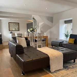 The Old Dairy Holiday home Oughtibridge