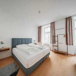 74 Living Apartment